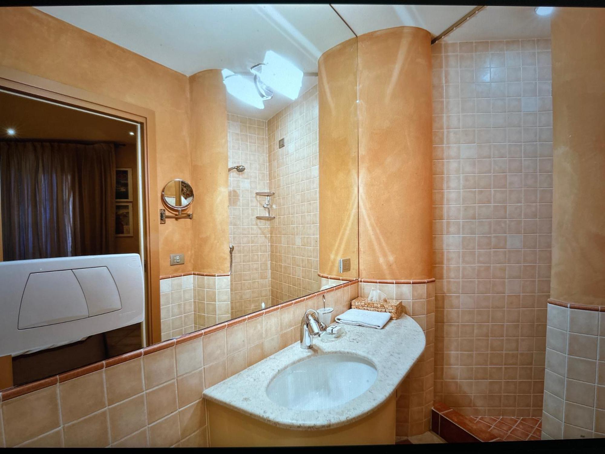 Cernobbio Lake Suites Ngoại thất bức ảnh